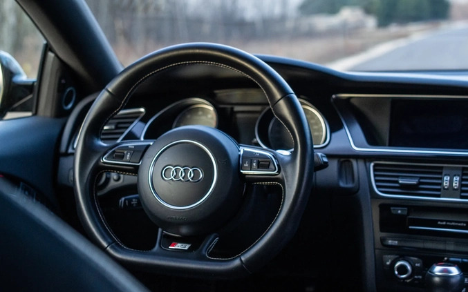 Audi S5 cena 95000 przebieg: 95000, rok produkcji 2016 z Kobyłka małe 46